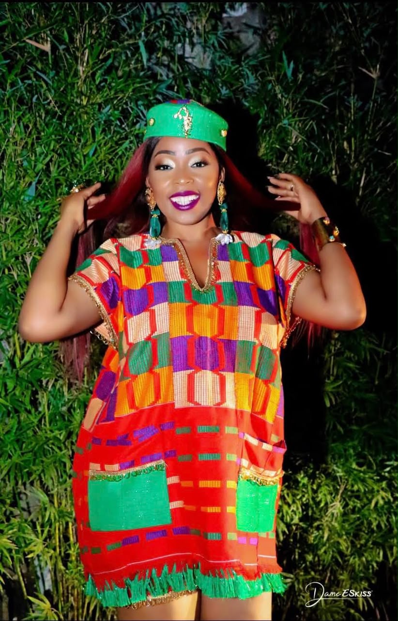 Tunique Kente multicolore